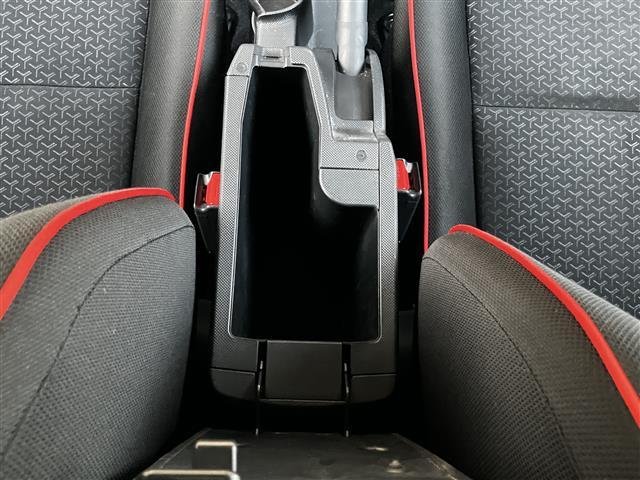 ライズ Ｚ　追従クルーズ　ＢＬＵＥＴＯＯＴＨ　車線逸脱　シートＨ　アイドリングＳＴＯＰ　フルセグテレビ　横滑り防止機能　オートライト　ＬＥＤヘッドライト　寒冷地仕様　１オーナー車　エアバッグ　スマートキ　４ＷＤ車（30枚目）