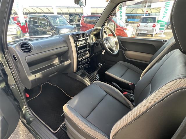 ジムニー ランドベンチャー　前席パワーウインドウ　助手席エアバック　運転席エアバッグ　４ＷＤ車　キーレス付　ＰＳ　ＡＢＳ付　シートヒータ　ＥＴＣ　ターボー　ＡＴエアコン（16枚目）