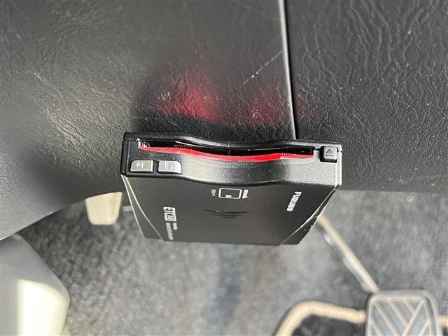 ジムニー ランドベンチャー　前席パワーウインドウ　助手席エアバック　運転席エアバッグ　４ＷＤ車　キーレス付　ＰＳ　ＡＢＳ付　シートヒータ　ＥＴＣ　ターボー　ＡＴエアコン（17枚目）