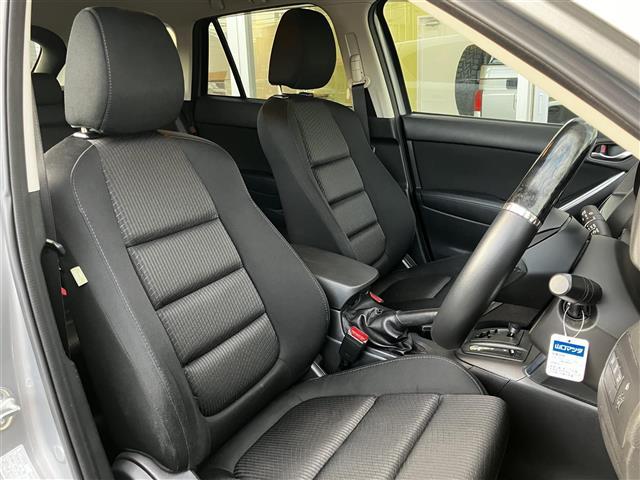 CX-5 XD ブルートゥース 1オーナー カーテンエアバッグ ETC搭載 パワーステアリング パワーウインドウ フルセグ フルオートエアコン DVD再生 キーレスエントリー ABS 運転席エアバッグ ナビTV(11枚目)