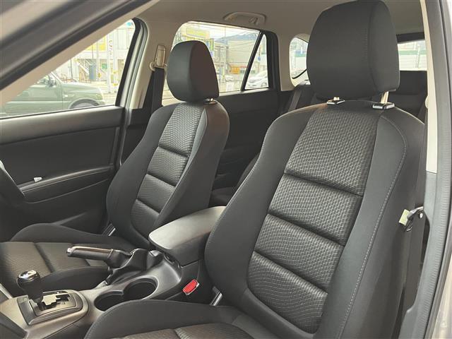 CX-5 XD ブルートゥース 1オーナー カーテンエアバッグ ETC搭載 パワーステアリング パワーウインドウ フルセグ フルオートエアコン DVD再生 キーレスエントリー ABS 運転席エアバッグ ナビTV(18枚目)