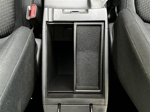 CX-5 XD ブルートゥース 1オーナー カーテンエアバッグ ETC搭載 パワーステアリング パワーウインドウ フルセグ フルオートエアコン DVD再生 キーレスエントリー ABS 運転席エアバッグ ナビTV(31枚目)