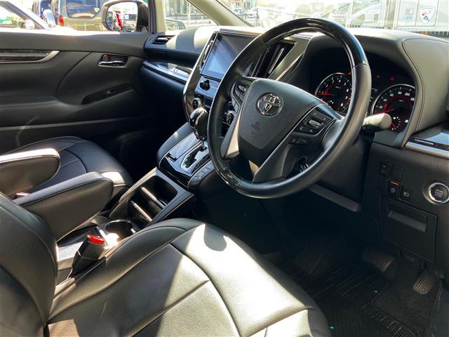 アルファード ２．５Ｓ　Ｂｌｕｅｔｏｏｔｈ音楽　両側電動パワースライドドア　ＬＫＡＳ　クリソナ　ＡＨＢ　サンル－フ　地上デジタル　Ｗエアコン　フルオートエアコン　横滑り防止　ナビ＆ＴＶ　パワーステアリング　ＬＥＤランプ　ＳＤ（19枚目）