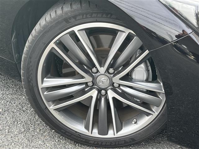 スカイライン 350GTハイブリッドタイプSPクールエクスクルシブ 純正ナビ フルセグTV BOSE BluetoothAudio アラウンドビューカメラ インテリジェントセーフティ レザーシート(3枚目)