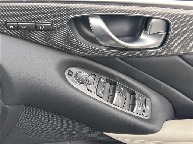 スカイライン 350GTハイブリッドタイプSPクールエクスクルシブ 純正ナビ フルセグTV BOSE BluetoothAudio アラウンドビューカメラ インテリジェントセーフティ レザーシート(9枚目)