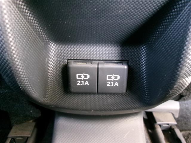 ロッキー プレミアム　衝突軽減システム　ＢＴオーディオ　シートＨ　ＥＴＣ車載器　車線逸脱警報　ＵＳＢ　スマ－トキ－　クルーズコントロール　地デジ　キーフリーシステム　サイドエアバッグ　エアコン　エアバッグ　ドラレコ　ＡＢＳ（21枚目）