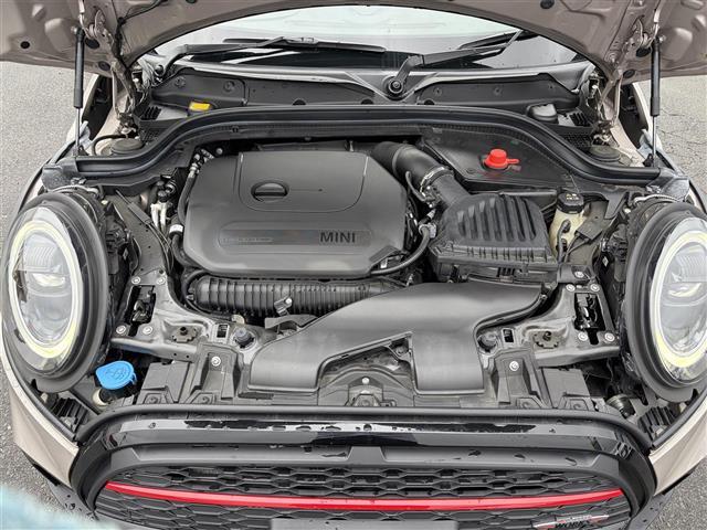 ＭＩＮＩ ジョンクーパーワークス　インテリジェントセーフティ　純正ディスプレイオーディオ　バックガイドカメラ　ＡｐｐｌｅＣａｒＰｌａｙ　ＡｎｄｒｏｉｄＡｕｔｏ　Ｂｌｕｅｔｏｏｔｈ　コーナーセンサー　ＨＵＤ　パドルシフト　ミラー型ＥＴＣ（16枚目）