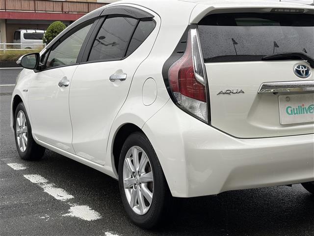 アクア G 純正ナビ フルセグ BT バックカメラ PCS LDA クルコン LEDヘッドライト LEDフォグライト オートライト オートハイビーム ドラレコ スマートキー プッシュスタート ビルトインETC(11枚目)