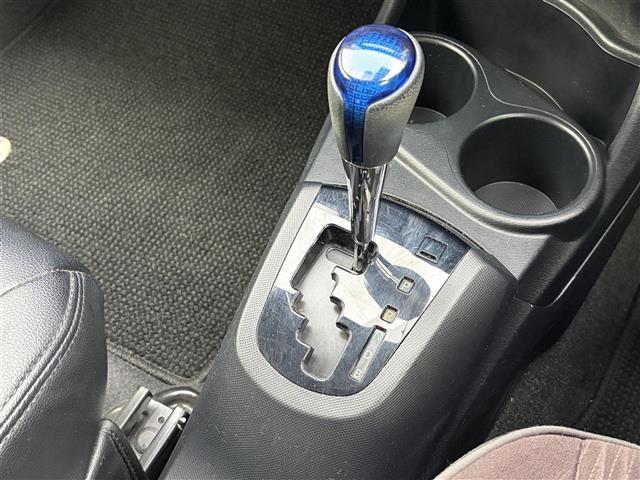 アクア G 純正ナビ フルセグ BT バックカメラ PCS LDA クルコン LEDヘッドライト LEDフォグライト オートライト オートハイビーム ドラレコ スマートキー プッシュスタート ビルトインETC(25枚目)