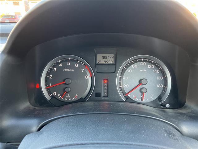 ストリーム RSZ 純正ナビ Bカメラ HIDヘッドライト フォグライト  パドルシフト ステアリングスイッチ HDDナビエディション ETC付 キーレスエントリーキー デュアルエアバッグ リアカメラ DVD ナビ(16枚目)