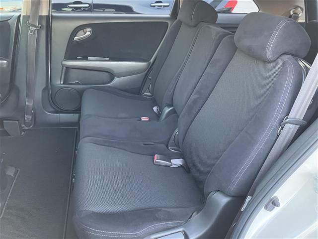 ストリーム RSZ 純正ナビ Bカメラ HIDヘッドライト フォグライト  パドルシフト ステアリングスイッチ HDDナビエディション ETC付 キーレスエントリーキー デュアルエアバッグ リアカメラ DVD ナビ(27枚目)