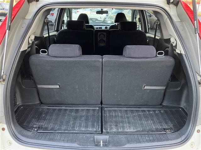 ストリーム RSZ 純正ナビ Bカメラ HIDヘッドライト フォグライト  パドルシフト ステアリングスイッチ HDDナビエディション ETC付 キーレスエントリーキー デュアルエアバッグ リアカメラ DVD ナビ(30枚目)