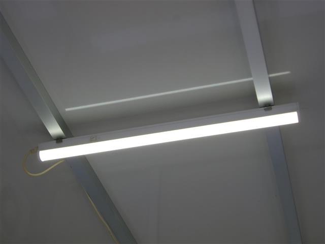 キャリイトラック 8ナンバー キッチンカー フレンチトラック仕様 外部電源 シンク×3 蛇口×3 冷蔵庫 給水ポンプ 給水タンク 排水タンク 室内灯 換気扇 コンセント×3 フローリング レジスター(24枚目)