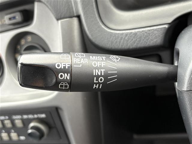 ガラスコーティング、ナビゲーション、ＥＴＣなど、その他のパーツの取り付けお見積もりのご相談も承っております！！クルマのこと何でもお任せください！