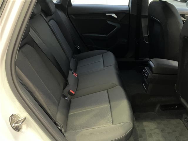 A3 スポーツバック30TFSI 走行8756キロ 車検9年5/26 メーカーナビ Bカメラ ドライバーアシスト パークアシスト アダプティブドライブアシスト エフィシェンシアシスト LEDヘッドライト レーンセンサー ETC2.0(36枚目)