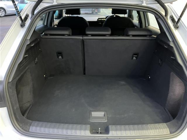 A3 スポーツバック30TFSI 走行8756キロ 車検9年5/26 メーカーナビ Bカメラ ドライバーアシスト パークアシスト アダプティブドライブアシスト エフィシェンシアシスト LEDヘッドライト レーンセンサー ETC2.0(39枚目)