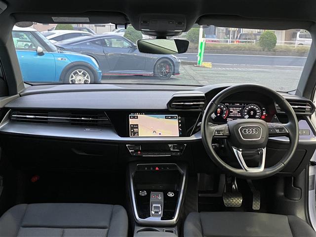 A3 スポーツバック30TFSI 走行8756キロ 車検9年5/26 メーカーナビ Bカメラ ドライバーアシスト パークアシスト アダプティブドライブアシスト エフィシェンシアシスト LEDヘッドライト レーンセンサー ETC2.0(42枚目)