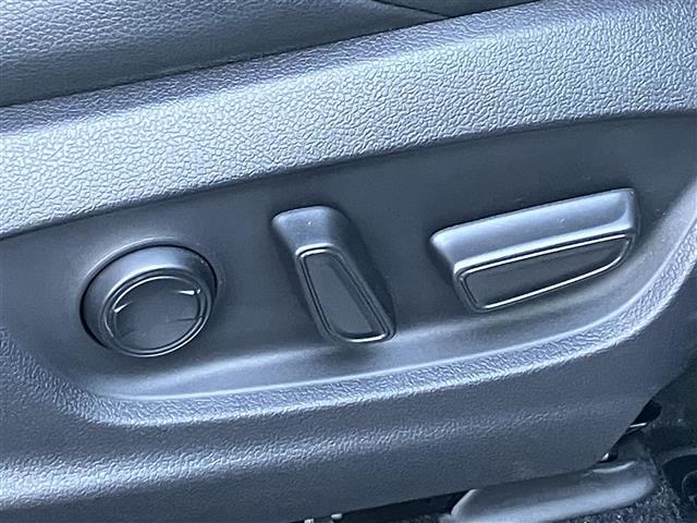 カローラクロス ハイブリッド Z ワンオーナー 純正ディスプレイオーディオ フルセグ ミラキャスト BT USB バックカメラ 全方位モニター PCS LTA RSA クルコン BSM パワーシート シートヒーター ETC LKA(33枚目)