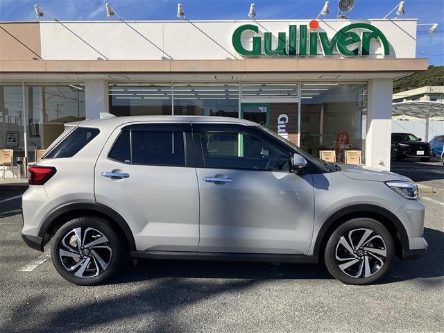 ライズ Ｚ　ワンオーナー　純正ナビ　デジタルインナーミラー　フルセグ　ＢＴ　ＤＶＤ再生　ＣＤ録音　ＨＤＭＩ　全方位モニター　バックカメラ　スマートアシスト　シートヒーター　プッシュスタート　ＬＥＤヘッドライト（6枚目）