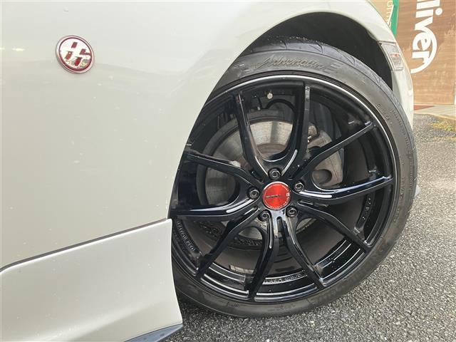 86 GTリミテッド TRDエアロ 社外マフラー TEIN車高調 レイズ18インチAW 純正ナビ ドライブレコーダー シートヒーター 革巻ステアリング クルーズコントロール 革巻きステアリング ステアリングスイッチ エアロ(11枚目)