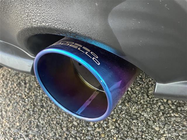 86 GTリミテッド TRDエアロ 社外マフラー TEIN車高調 レイズ18インチAW 純正ナビ ドライブレコーダー シートヒーター 革巻ステアリング クルーズコントロール 革巻きステアリング ステアリングスイッチ エアロ(13枚目)