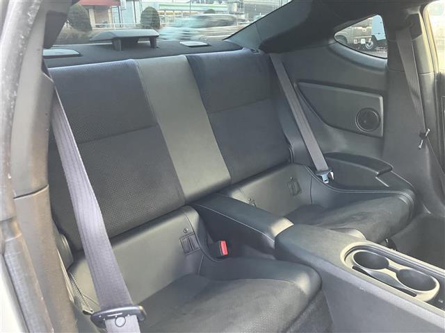 86 GTリミテッド TRDエアロ 社外マフラー TEIN車高調 レイズ18インチAW 純正ナビ ドライブレコーダー シートヒーター 革巻ステアリング クルーズコントロール 革巻きステアリング ステアリングスイッチ エアロ(35枚目)