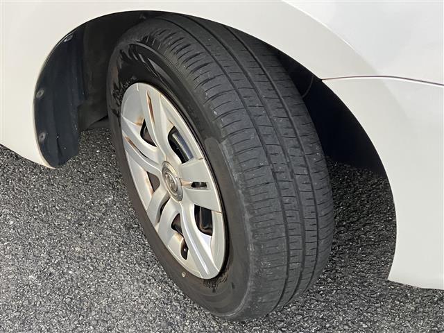 ウィッシュ X 純正ナビ LEDヘッドライト ドラレコ キーレス フロアマット ドアバイザー プライバシーガラス 電格ミラー ABS キーレス エアコン エアバック パワステ パワーウインド(10枚目)