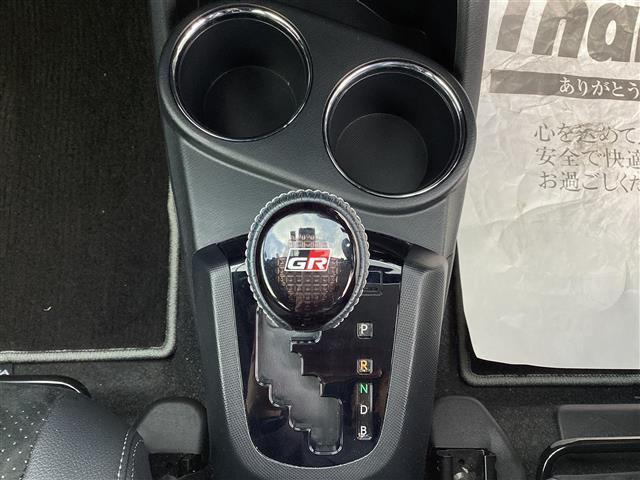 アクア G GRスポーツ レーンキープ Bluetooth 地デジ 盗難防止装置 キーフリー クルコン ABS シートヒーター DVD 横滑り防止機能 スマートキ パワステ メモリナビ オートライト LEDヘッド ナビ&TV(15枚目)