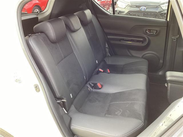 アクア G GRスポーツ レーンキープ Bluetooth 地デジ 盗難防止装置 キーフリー クルコン ABS シートヒーター DVD 横滑り防止機能 スマートキ パワステ メモリナビ オートライト LEDヘッド ナビ&TV(20枚目)