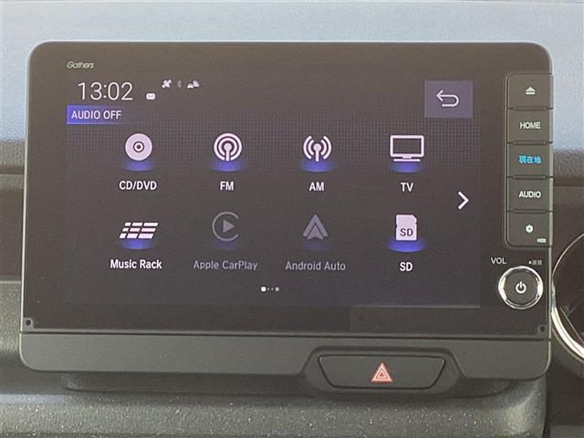 N-BOXカスタム ターボ イモビライザー 車線逸脱 ACC 衝突被害軽減 ベンチシート オートマチックハイビーム キーフリー ミュージックプレイヤー接続可 ESC パワステ DVD再生 両席エアバック サイドエアバッグ ABS(4枚目)