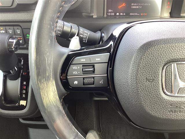 N-BOXカスタム ターボ イモビライザー 車線逸脱 ACC 衝突被害軽減 ベンチシート オートマチックハイビーム キーフリー ミュージックプレイヤー接続可 ESC パワステ DVD再生 両席エアバック サイドエアバッグ ABS(9枚目)