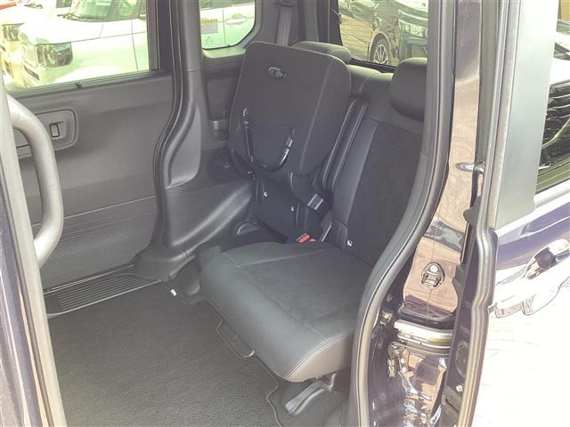 N-BOXカスタム ターボ イモビライザー 車線逸脱 ACC 衝突被害軽減 ベンチシート オートマチックハイビーム キーフリー ミュージックプレイヤー接続可 ESC パワステ DVD再生 両席エアバック サイドエアバッグ ABS(23枚目)