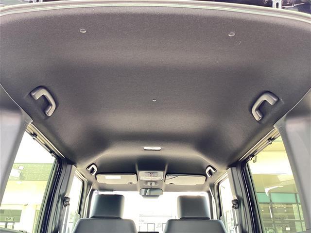 N-BOXカスタム ターボ イモビライザー 車線逸脱 ACC 衝突被害軽減 ベンチシート オートマチックハイビーム キーフリー ミュージックプレイヤー接続可 ESC パワステ DVD再生 両席エアバック サイドエアバッグ ABS(28枚目)