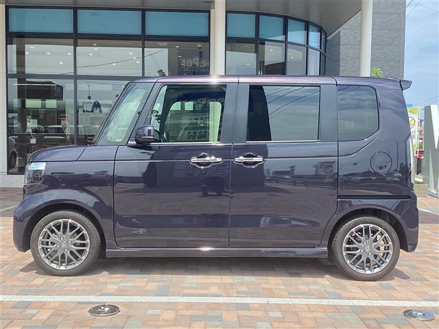 N-BOXカスタム ターボ イモビライザー 車線逸脱 ACC 衝突被害軽減 ベンチシート オートマチックハイビーム キーフリー ミュージックプレイヤー接続可 ESC パワステ DVD再生 両席エアバック サイドエアバッグ ABS(41枚目)