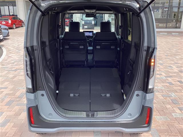 N-BOXカスタム ターボコーディネートスタイル Bluetooth対応 車線維持支援システム 両側電動ドア Rカメラ スマートキ- パワーステアリング VSA セキュリティ エアコン LEDライト パワーウィンドウ アイドリングストップ USB(25枚目)