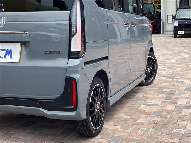 N-BOXカスタム ターボコーディネートスタイル Bluetooth対応 車線維持支援システム 両側電動ドア Rカメラ スマートキ- パワーステアリング VSA セキュリティ エアコン LEDライト パワーウィンドウ アイドリングストップ USB(30枚目)