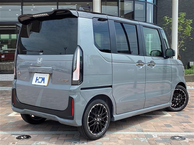 N-BOXカスタム ターボコーディネートスタイル Bluetooth対応 車線維持支援システム 両側電動ドア Rカメラ スマートキ- パワーステアリング VSA セキュリティ エアコン LEDライト パワーウィンドウ アイドリングストップ USB(32枚目)