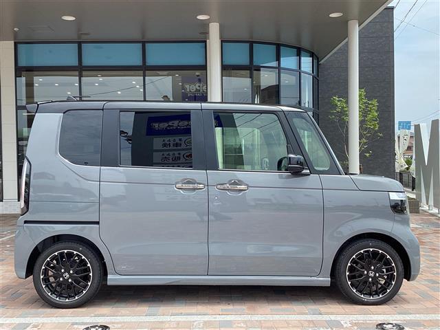 N-BOXカスタム ターボコーディネートスタイル Bluetooth対応 車線維持支援システム 両側電動ドア Rカメラ スマートキ- パワーステアリング VSA セキュリティ エアコン LEDライト パワーウィンドウ アイドリングストップ USB(35枚目)