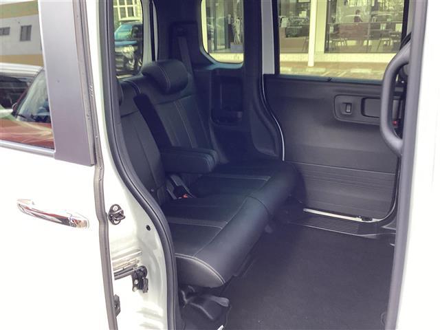 N-BOXカスタム ターボコーディネートスタイル Bluetooth対応 車線維持支援システム 両側電動ドア Rカメラ スマートキ- パワーステアリング ETC VSA セキュリティ エアコン LEDライト パワーウィンドウ アイドリングストップ(17枚目)