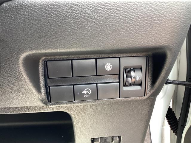 デイズ ハイウェイスター X ブレーキサポート DVD再生可能 地デジ Bluetooth 横滑り防止 AUX接続 全周囲カメラ LED ドライブレコーダー イモビライザー インテリジェントキー ナビTV アイドリングストップ(10枚目)