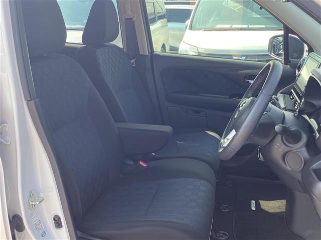 デイズ ハイウェイスター X ブレーキサポート DVD再生可能 地デジ Bluetooth 横滑り防止 AUX接続 全周囲カメラ LED ドライブレコーダー イモビライザー インテリジェントキー ナビTV アイドリングストップ(11枚目)