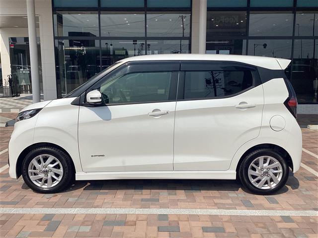 デイズ ハイウェイスター X ブレーキサポート DVD再生可能 地デジ Bluetooth 横滑り防止 AUX接続 全周囲カメラ LED ドライブレコーダー イモビライザー インテリジェントキー ナビTV アイドリングストップ(25枚目)