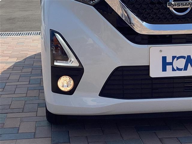 デイズ ハイウェイスター X ブレーキサポート DVD再生可能 地デジ Bluetooth 横滑り防止 AUX接続 全周囲カメラ LED ドライブレコーダー イモビライザー インテリジェントキー ナビTV アイドリングストップ(31枚目)