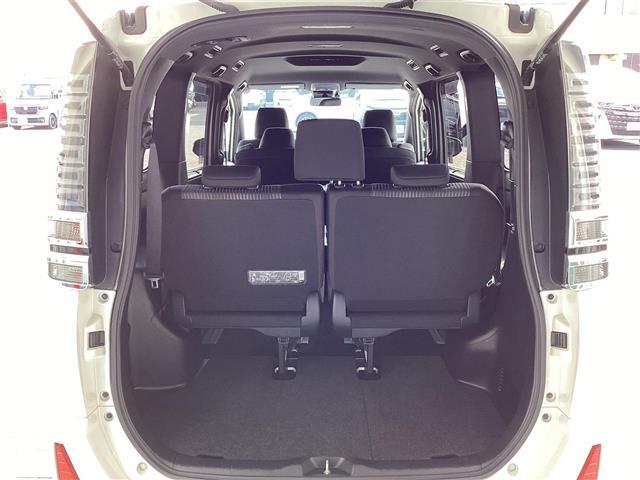 ヴォクシー ハイブリッドZS 左オートスライド LDA プリクラッシュ スマキー テレビ オートエアコン Wエアコン アイドリングストップ ETC車載器 イモビ LEDヘッドライ VSC 地デジ エアバック 両席エアバック ABS(19枚目)