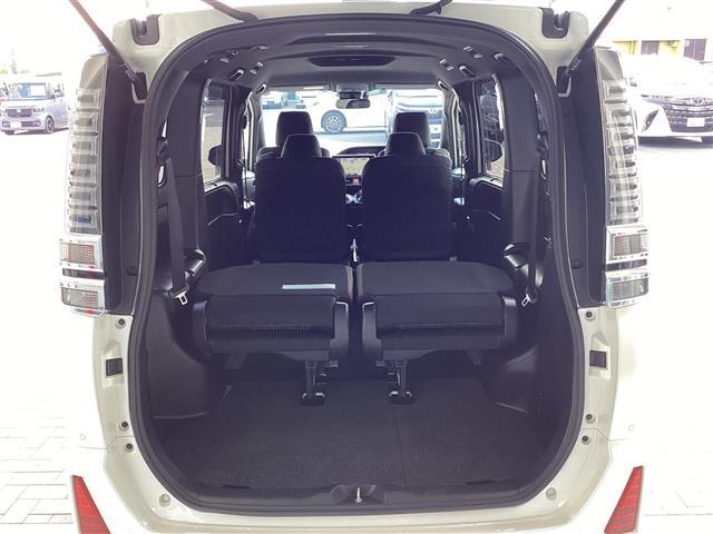 ヴォクシー ハイブリッドZS 左オートスライド LDA プリクラッシュ スマキー テレビ オートエアコン Wエアコン アイドリングストップ ETC車載器 イモビ LEDヘッドライ VSC 地デジ エアバック 両席エアバック ABS(21枚目)