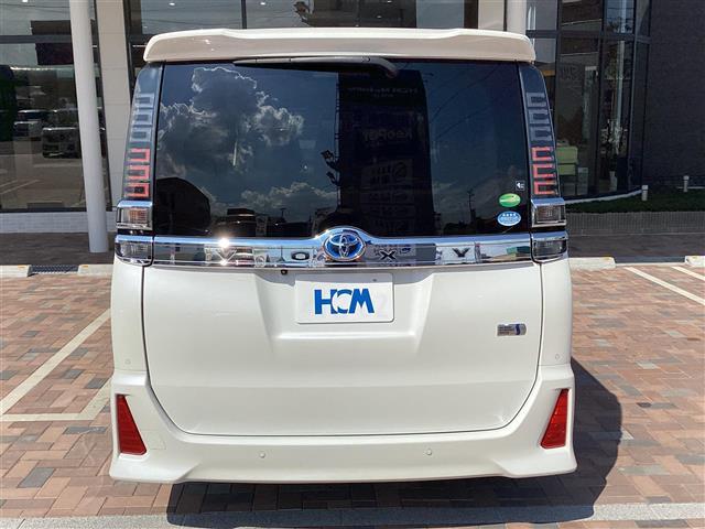 ヴォクシー ハイブリッドZS 左オートスライド LDA プリクラッシュ スマキー テレビ オートエアコン Wエアコン アイドリングストップ ETC車載器 イモビ LEDヘッドライ VSC 地デジ エアバック 両席エアバック ABS(34枚目)