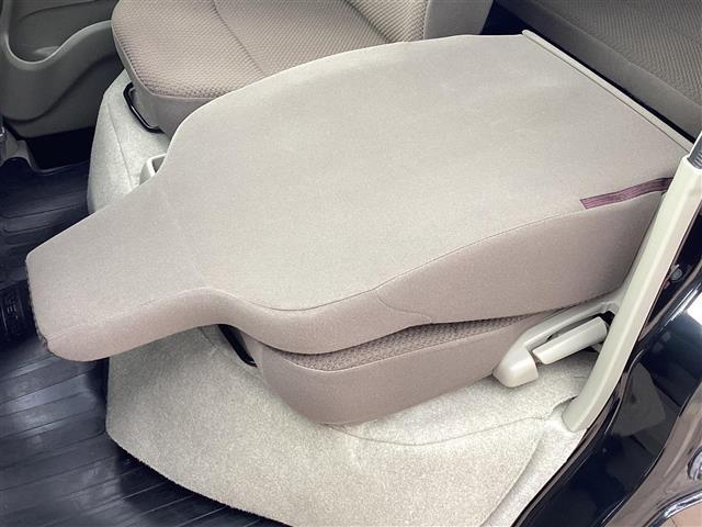 エブリイ PAリミテッド ミュージックプレイヤー接続可 車線逸脱警報システム 左右スライドドア フロントパワーウインドウ キーレスキー ナビTV フルセグ 助手席エアバック メモリナビ エアバック Aストップ ETC パワステ(20枚目)