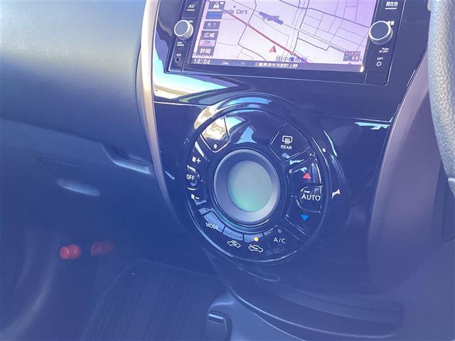 ノート e-パワー メダリスト FOUR 寒冷地仕様 地デジ 切替4WD 全周囲モニター クルコン ナビTV AUX 衝突被害軽減ブレーキ レーンアシスト エアバッグ ETC 横滑り防止装置 ドライブレコーダー スマートキー DVD キーレス(10枚目)