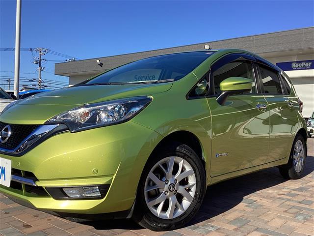 ノート e-パワー メダリスト FOUR 寒冷地仕様 地デジ 切替4WD 全周囲モニター クルコン ナビTV AUX 衝突被害軽減ブレーキ レーンアシスト エアバッグ ETC 横滑り防止装置 ドライブレコーダー スマートキー DVD キーレス(28枚目)