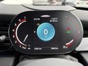 ジョンクーパーワークス　インテリジェントセーフティ　純正ディスプレイオーディオ　バックガイドカメラ　ＡｐｐｌｅＣａｒＰｌａｙ　ＡｎｄｒｏｉｄＡｕｔｏ　Ｂｌｕｅｔｏｏｔｈ　コーナーセンサー　ＨＵＤ　パドルシフト　ミラー型ＥＴＣ（19枚目）